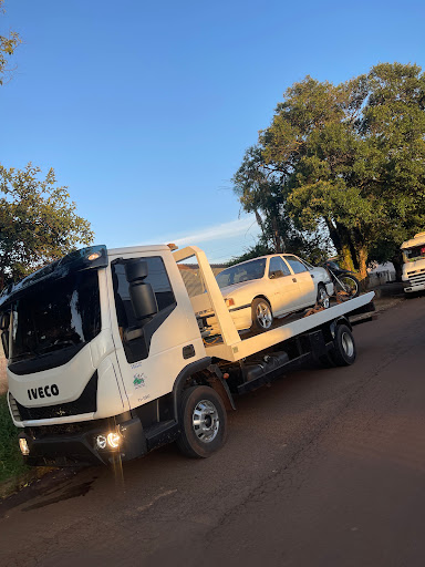 Serviço de guincho maninho Ltda