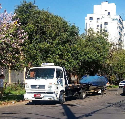 SOS TRUCKS GUINCHO VEICULOS LEVES E PESADOS